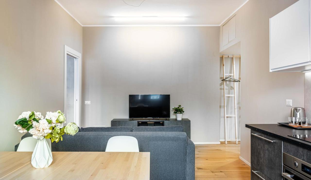 Apartamento Joivy Charming Flat With Desk Milán Exterior foto